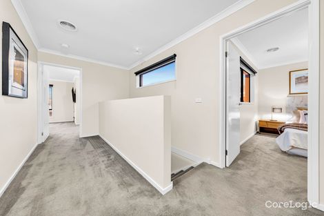 Property photo of 39 Black Gum Crescent Cranbourne West VIC 3977