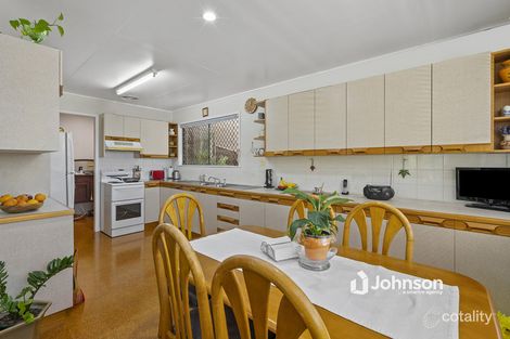 Property photo of 37 Edwards Street Flinders View QLD 4305