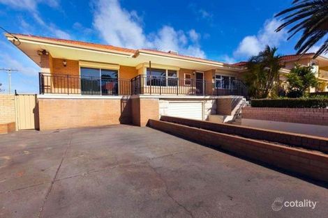 27 Wardle Rd, Beaconsfield, WA 6162