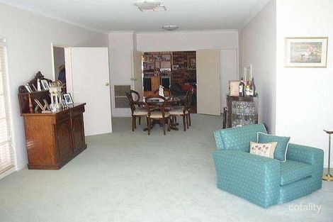 Property photo of 2 Poplar Road Lake Albert NSW 2650