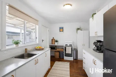 Property photo of 3 Bundock Street North Ward QLD 4810