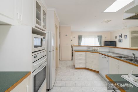 Property photo of 13 Kathleen Court Wangaratta VIC 3677