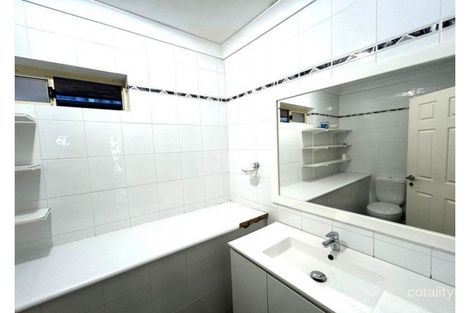 Property photo of 4/13-15 Lithgow Street Wollstonecraft NSW 2065