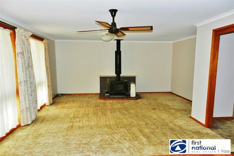 Property photo of 10 Victoria Street Yass NSW 2582