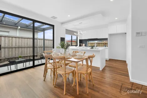 Property photo of 30 Numbat Drive Beveridge VIC 3753
