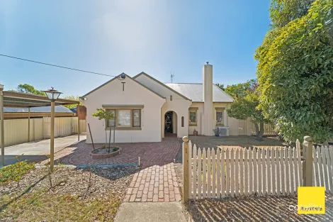 1 Mary St, Quarry Hill, VIC 3550
