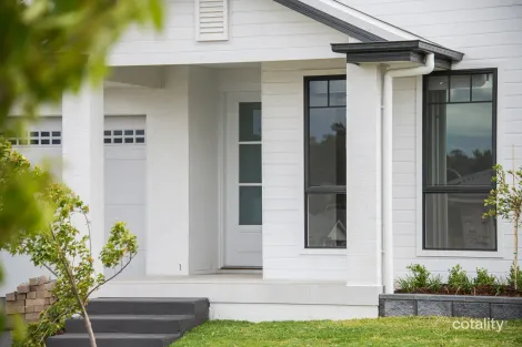 Property photo of 3 Briar Place Moss Vale NSW 2577