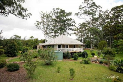 Property photo of 111 Hampton Road Hampton QLD 4352