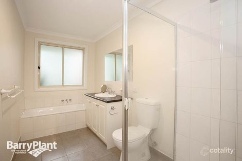 Property photo of 2 Megan Place Lilydale VIC 3140