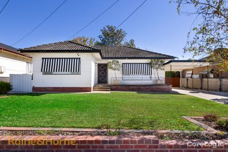 Property photo of 49 Tichborne Crescent Kooringal NSW 2650