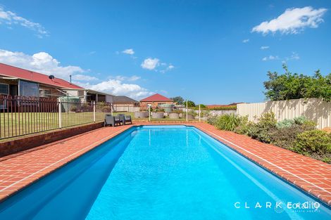 Property photo of 13 Tea Tree Avenue Aberglasslyn NSW 2320