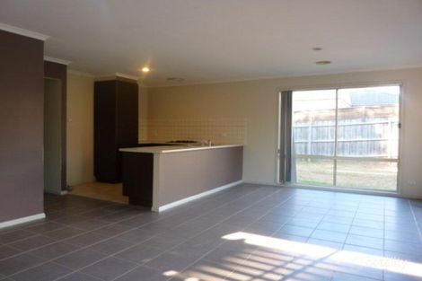 Property photo of 28 Brunnings Road Carrum Downs VIC 3201