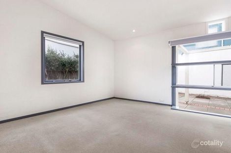 Property photo of 65 Ross Street Port Melbourne VIC 3207