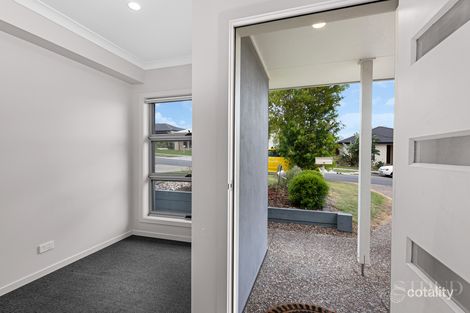 Property photo of 21 Goldfinch Street Redbank Plains QLD 4301
