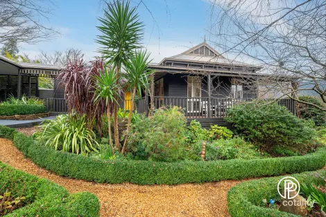 7 Shirley Ave, Warburton, VIC 3799