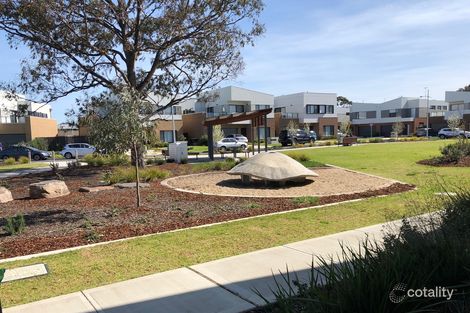 Property photo of 13 Malena Walk Avondale Heights VIC 3034