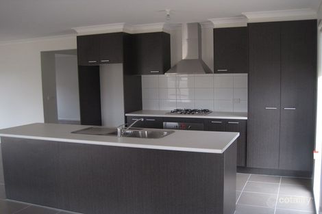 Property photo of 17 Imperial Court California Gully VIC 3556