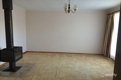 Property photo of 44 Otama Court Craigmore SA 5114