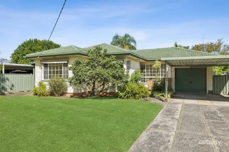 54 Camellia Cir, Woy Woy, NSW 2256