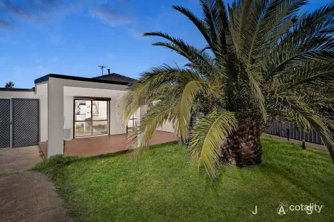 6 Lorikeet Ct, Werribee, VIC 3030