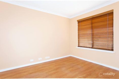 Property photo of 4 Snowy Rise Hammond Park WA 6164