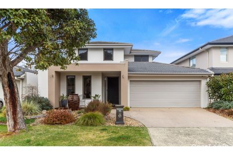 Property photo of 16 Ferrier Close Sandhurst VIC 3977