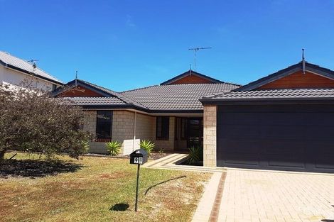 9 Grasshill Gra, Halls Head, WA 6210