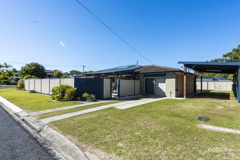 Property photo of 16 Loxton Avenue Iluka NSW 2466