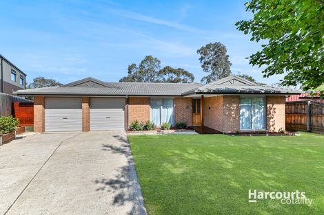 Property photo of 3 Lisa Place Berwick VIC 3806