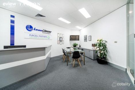 4 Young St, Frankston, VIC 3199