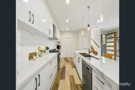 Property photo of 139 The Esplanade Caroline Springs VIC 3023