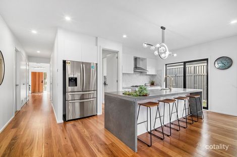 Property photo of 8 Sandy Crescent Invermay Park VIC 3350