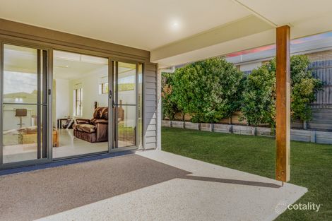 Property photo of 14 Wentworth Place Glen Eden QLD 4680