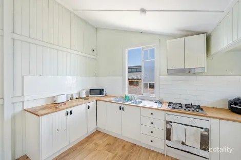 Property photo of 18 Kent Street West Gladstone QLD 4680