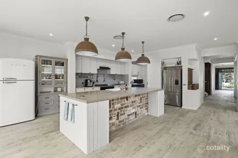 Property photo of 1 Del Mar Drive Copacabana NSW 2251