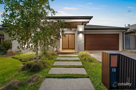 18 Oban Rd, Officer South, VIC 3809