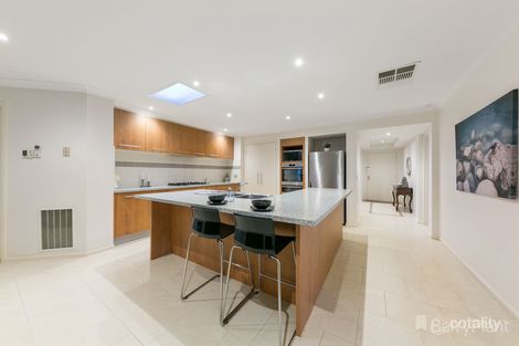 Property photo of 30 Meadowlands Way Berwick VIC 3806