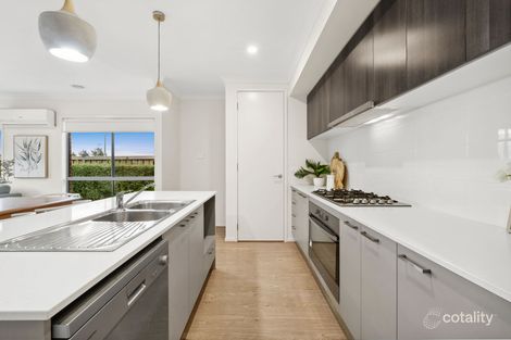 Property photo of 9 Silver Wattle Road Mount Duneed VIC 3217