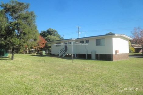 Property photo of 30 Wine Drive Wilsonton Heights QLD 4350