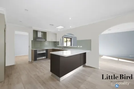 Property photo of 43 Castley Circuit Kambah ACT 2902