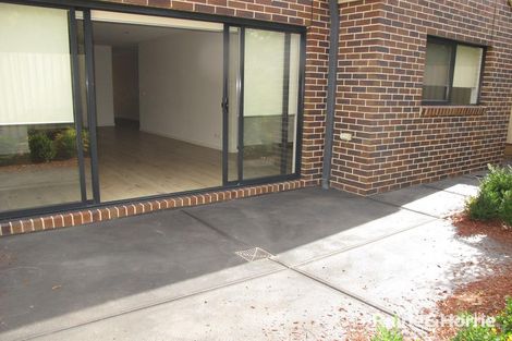Property photo of 2/30 Albert Road Sydenham VIC 3037
