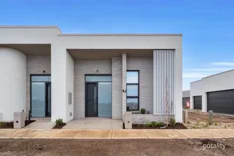 21 Cosmopolitan Dr, Wyndham Vale, VIC 3024