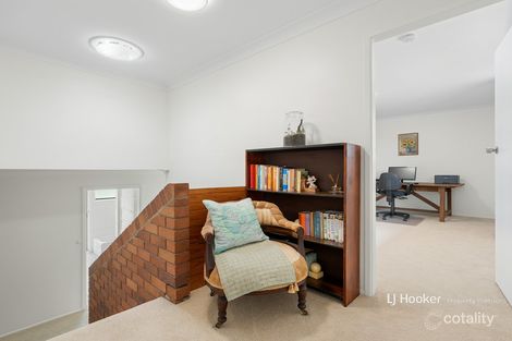 Property photo of 21 Faringdon Street Robertson QLD 4109