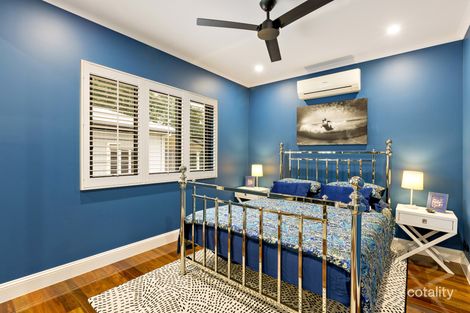 Property photo of 10 Diamond Close Stratford QLD 4870