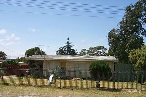 11 Amaroo Ct, Armadale, WA 6112