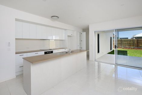Property photo of 8 Hideaway Street Birtinya QLD 4575