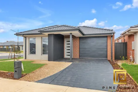 1 Songlark St, Melton South, VIC 3338