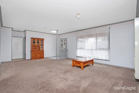 Property photo of 10 Thames Boulevard Werribee VIC 3030