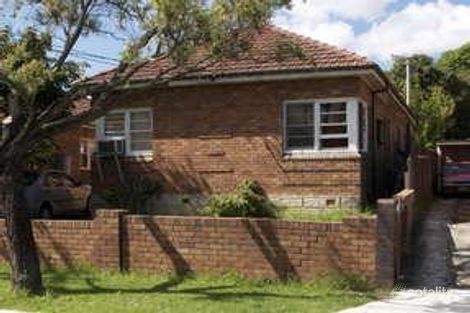 7 Warren Pde, Punchbowl, NSW 2196