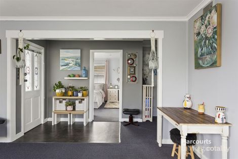 Property photo of 46 Mayfield Street Mayfield TAS 7248